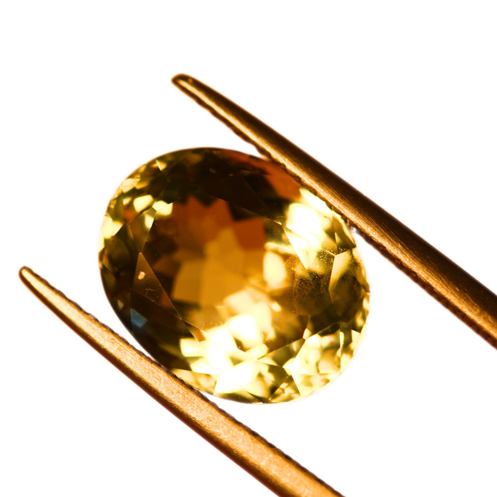 4.94 carats Cut Beryl Stone Deal