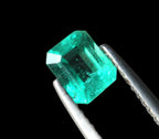 Vivid Green 0.85 carats Panjshir Emerald