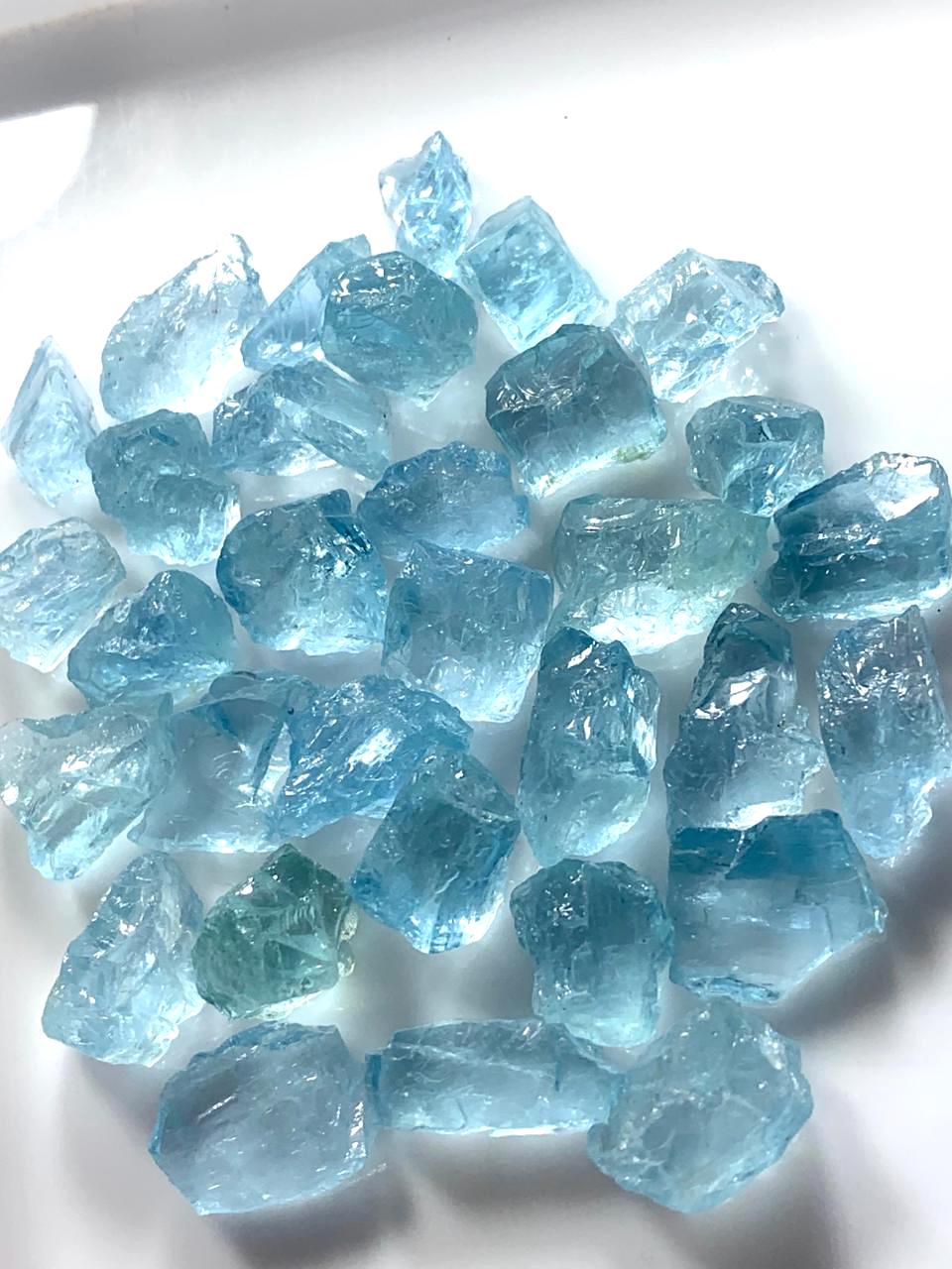 Explore Rough aquamarine price per carat