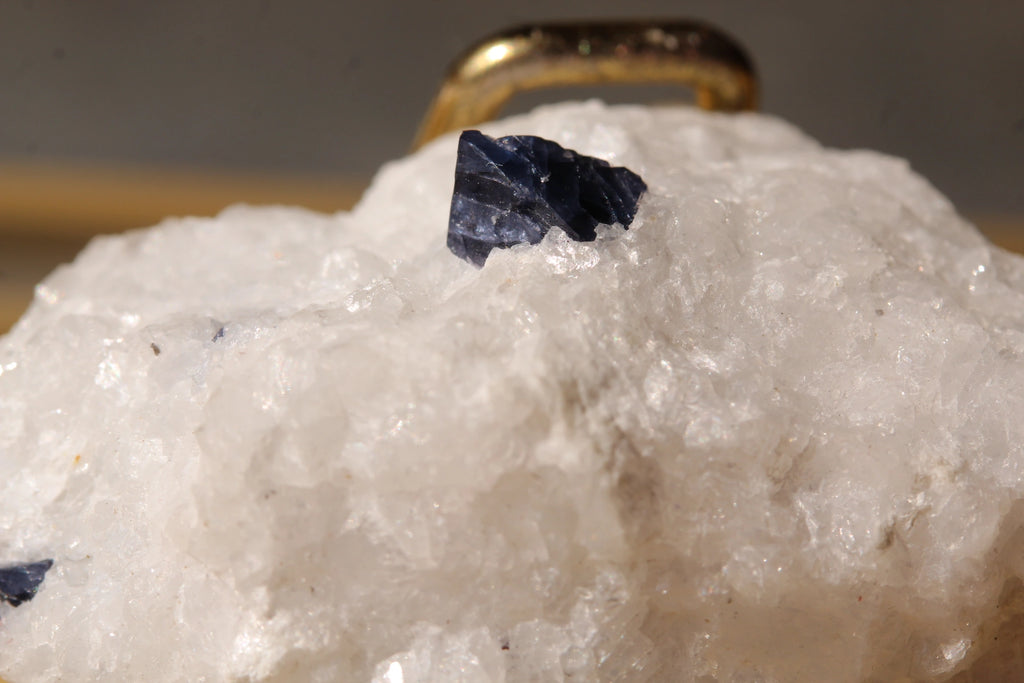 60 Grams Spinel Specimen from Hunza