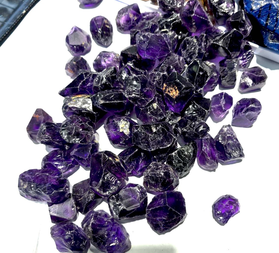 Big Size Deep Purple Rwanda Amethyst Rough Stones Deals