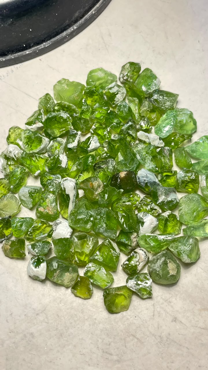 Facet grade rough peridot gemstones