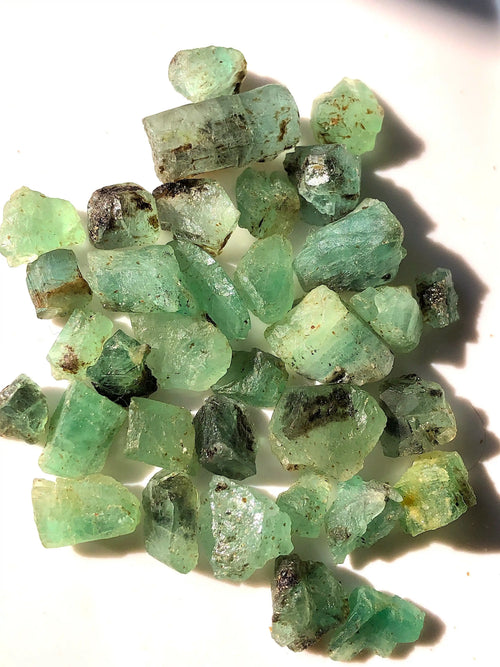 Buy Rough Emerald Stones Deal