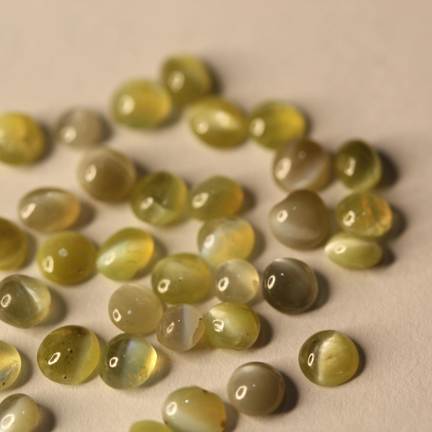Chrysoberyl Cat's Eye stone jewelry