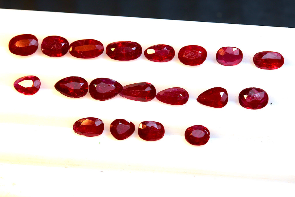Red rubies from Mozambique for jewelry