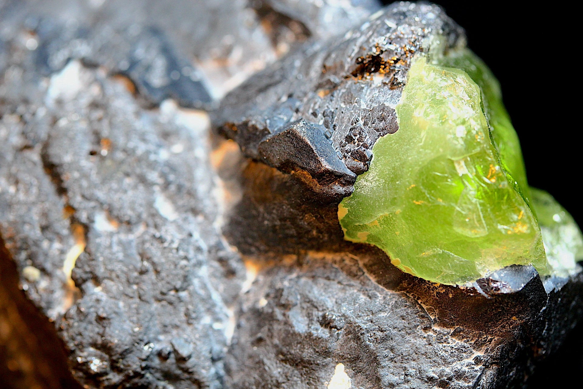 382g Peridot on a Large Magnetite Matrix Specimen — Sapat, Kohistan, Pakistan