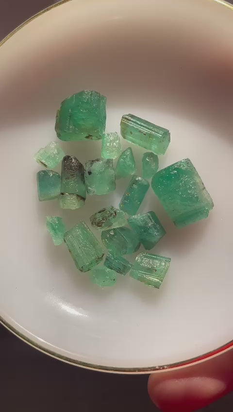 70 carats Panjshir Emerald Stones Rough