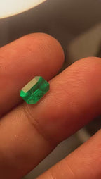 0.85 carats Emerald Cut Natural Green Emerald Stone