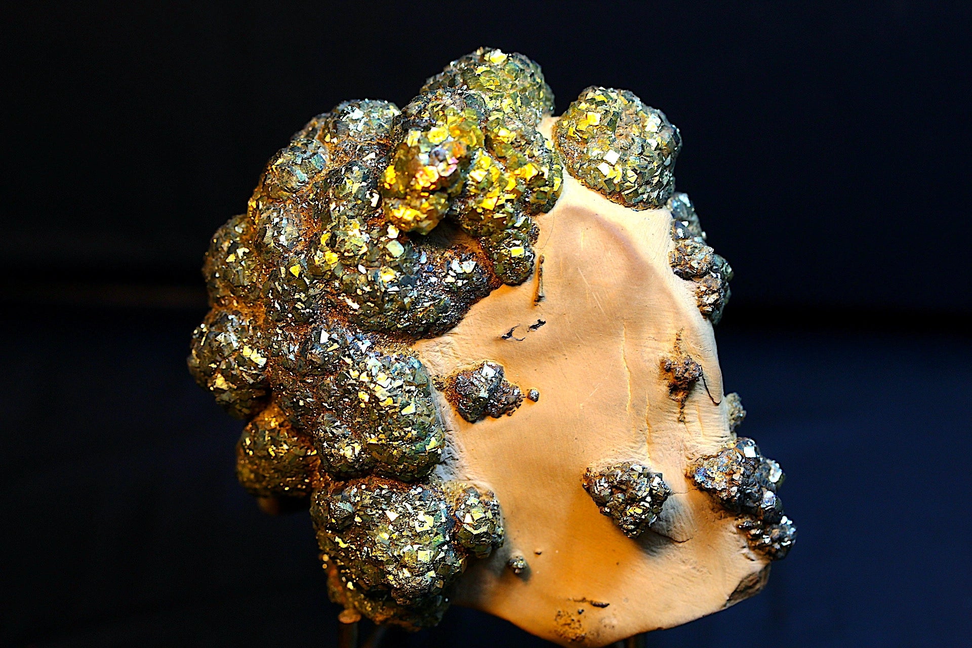 Pyrite on Limonite 