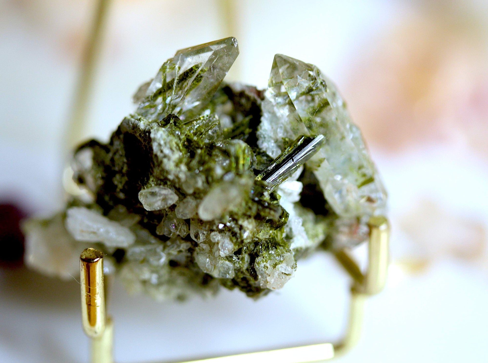 20 gram Quartz with Epidote from Pakistan