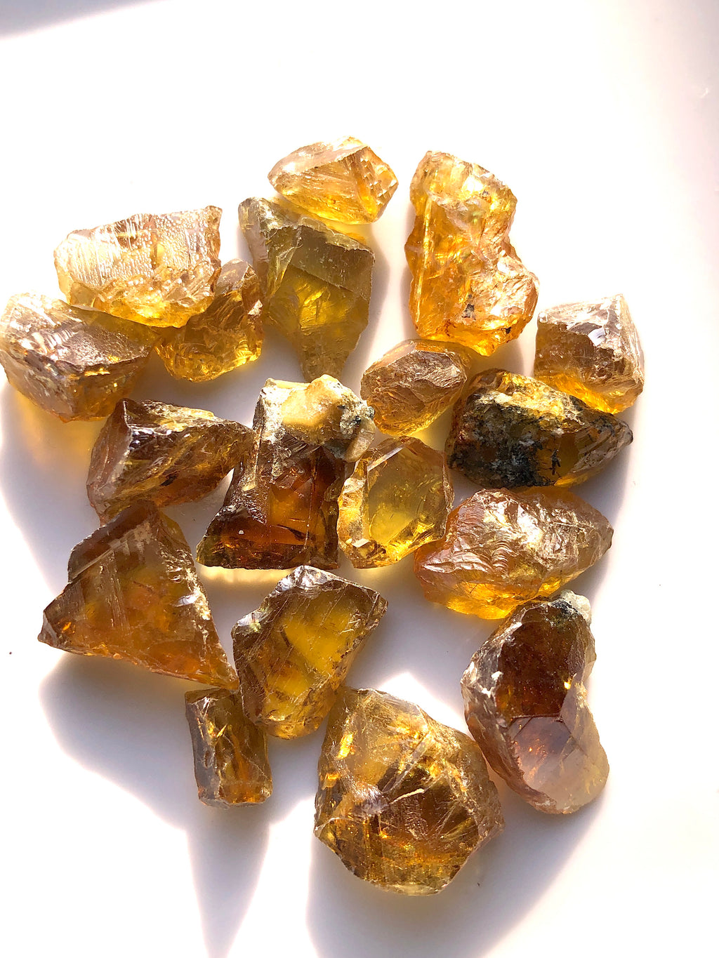A VERY RARE SPHENE -from Pakistan for faceting