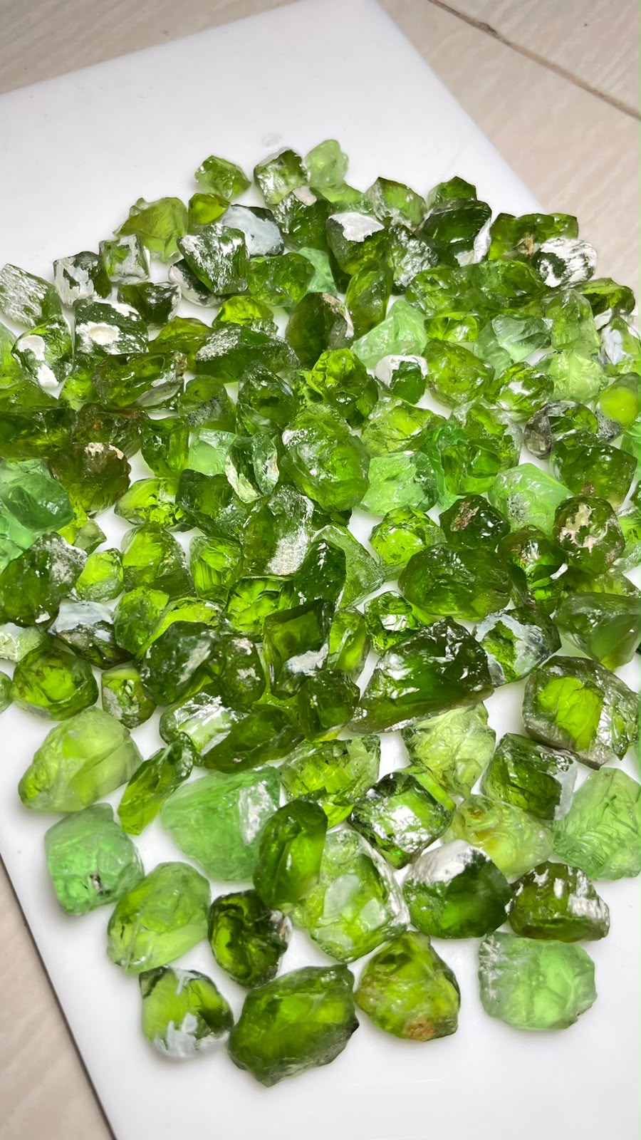 rough peridot deals for faceting
