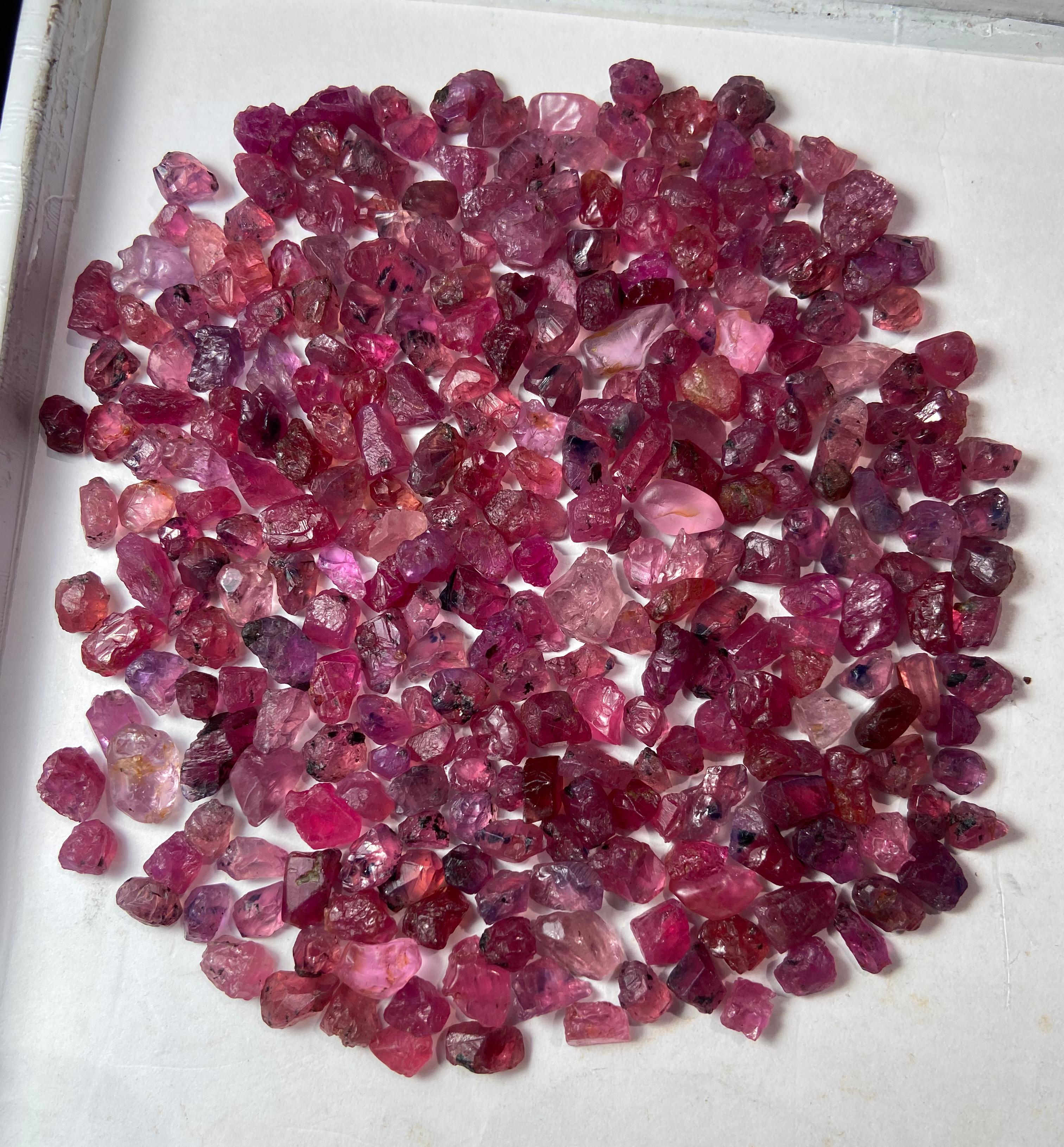 150 carats Rough Corundum ( Raw Rubies & Sapphires) Deal
