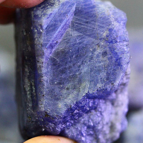 Natural Tanzanite Rough Stones